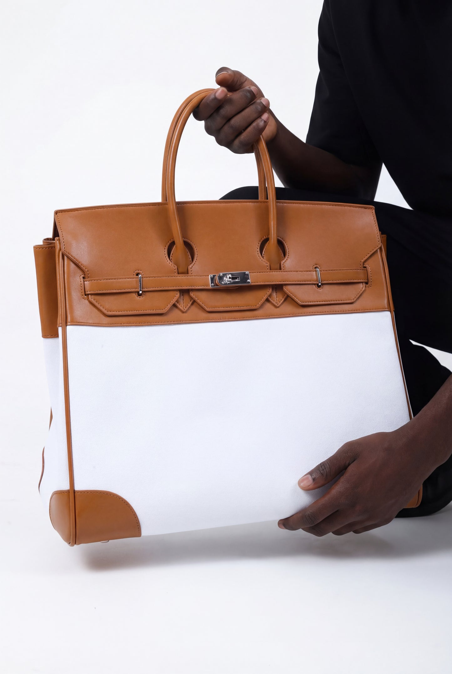 BOARDROOM BULLY TWO-TONE TOTE