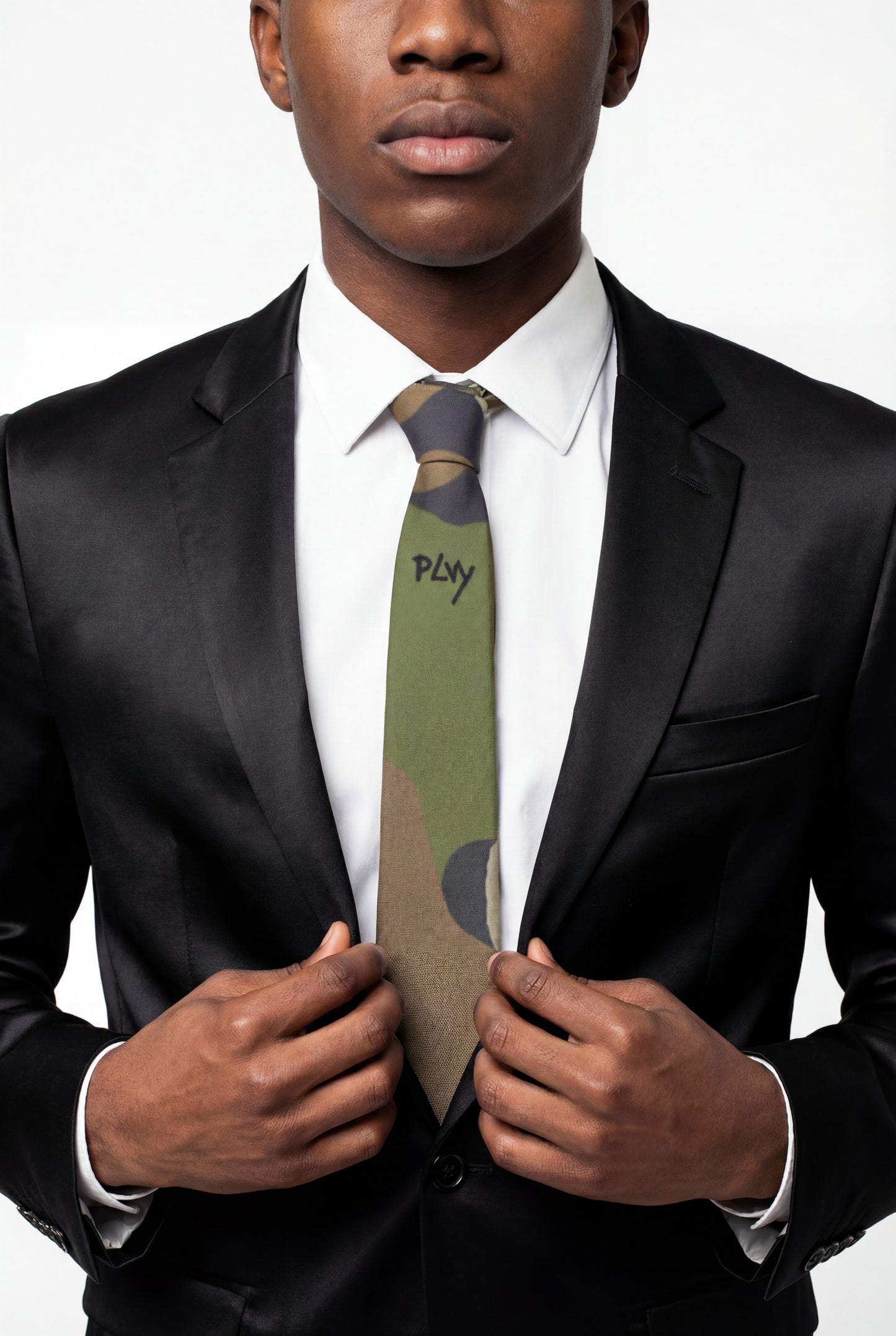 BOARDROOM BANDIT TIE